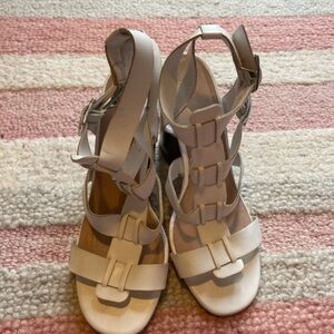 Chic Cream Strappy Sandals